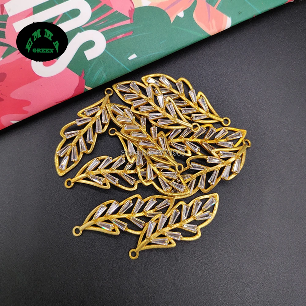 Copper Zircon Charms Big Leaf Crystal Gold Color Brass Earrings Charm Pendants DIY Jewelry Making Findings 35*12.7 mm 10 pcs
Copper Zircon Charms Big Leaf Crystal Gold Color Brass Earrings Charm Pendants DIY Jewelry Making Findings 35*12.7 mm 10 pcs