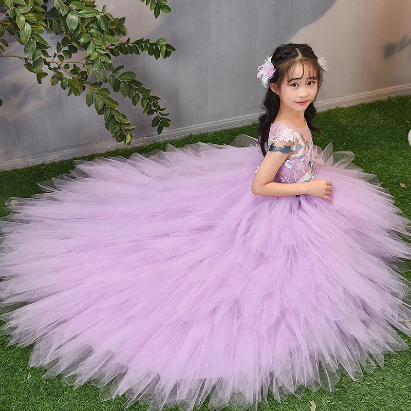 Long Trailing Holy Communion Dress Appliques Ball Gown Flower Girl Dresses for Wedding Purple Feather Kids Pageant Dress K53
Long Trailing Holy Communion Dress Appliques Ball Gown Flower Girl Dresses for Wedding Purple Feather Kids Pageant Dress K53