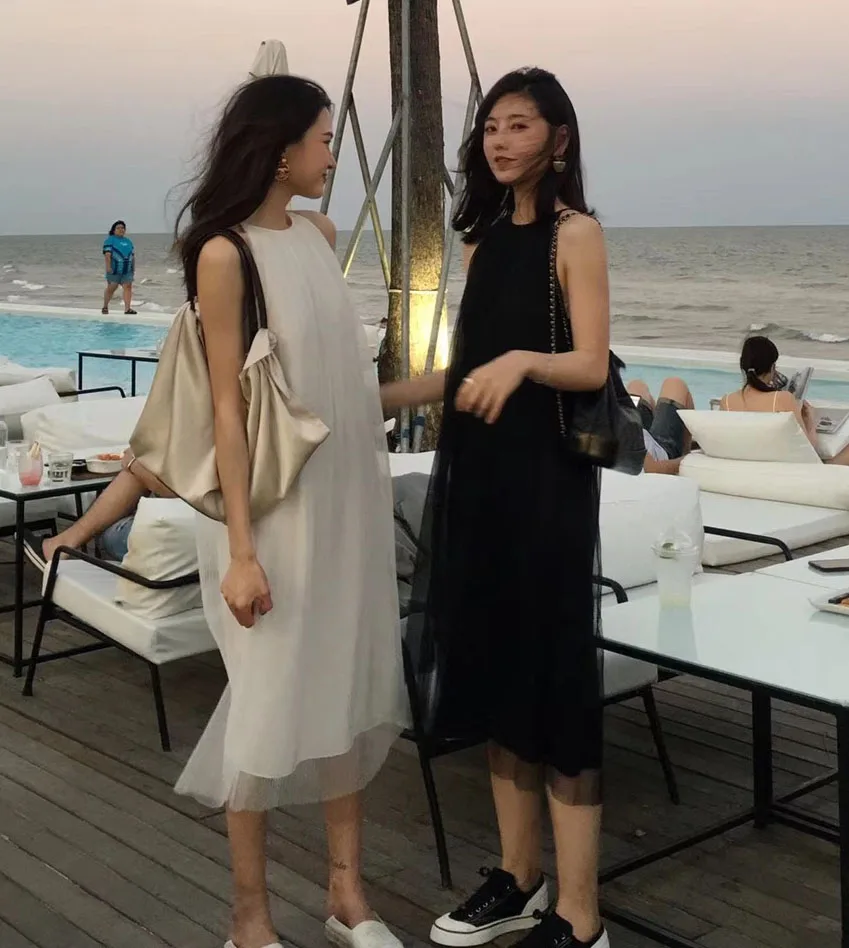 2019 New Mesh Solid Sleeveless Spaghetti Strap O-Neck A-Line Luxury Dresses for Women Freeshipping
2019 New Mesh Solid Sleeveless Spaghetti Strap O-Neck A-Line Luxury Dresses for Women Freeshipping