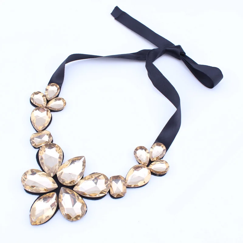 Tenande Luxurious Black Rope Chain Big Statement Flowers Crystal Necklaces for Women 4 Color New Fashion Valentine's Day Jewelry
Tenande Luxurious Black Rope Chain Big Statement Flowers Crystal Necklaces for Women 4 Color New Fashion Valentine's Day Jewelry