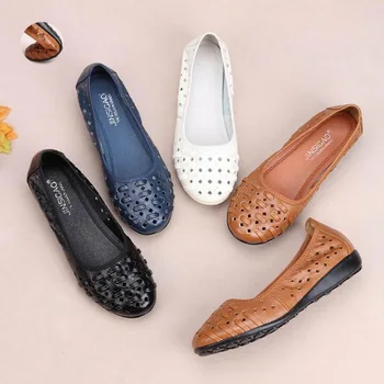 RUSHIMAN Breathable Genuine Leather Mother Shoes 2019 Summer Women Low Heel Sandals Hollow Out Slip On Loafers Plus Size #35-43
RUSHIMAN Breathable Genuine Leather Mother Shoes 2019 Summer Women Low Heel Sandals Hollow Out Slip On Loafers Plus Size #35-43