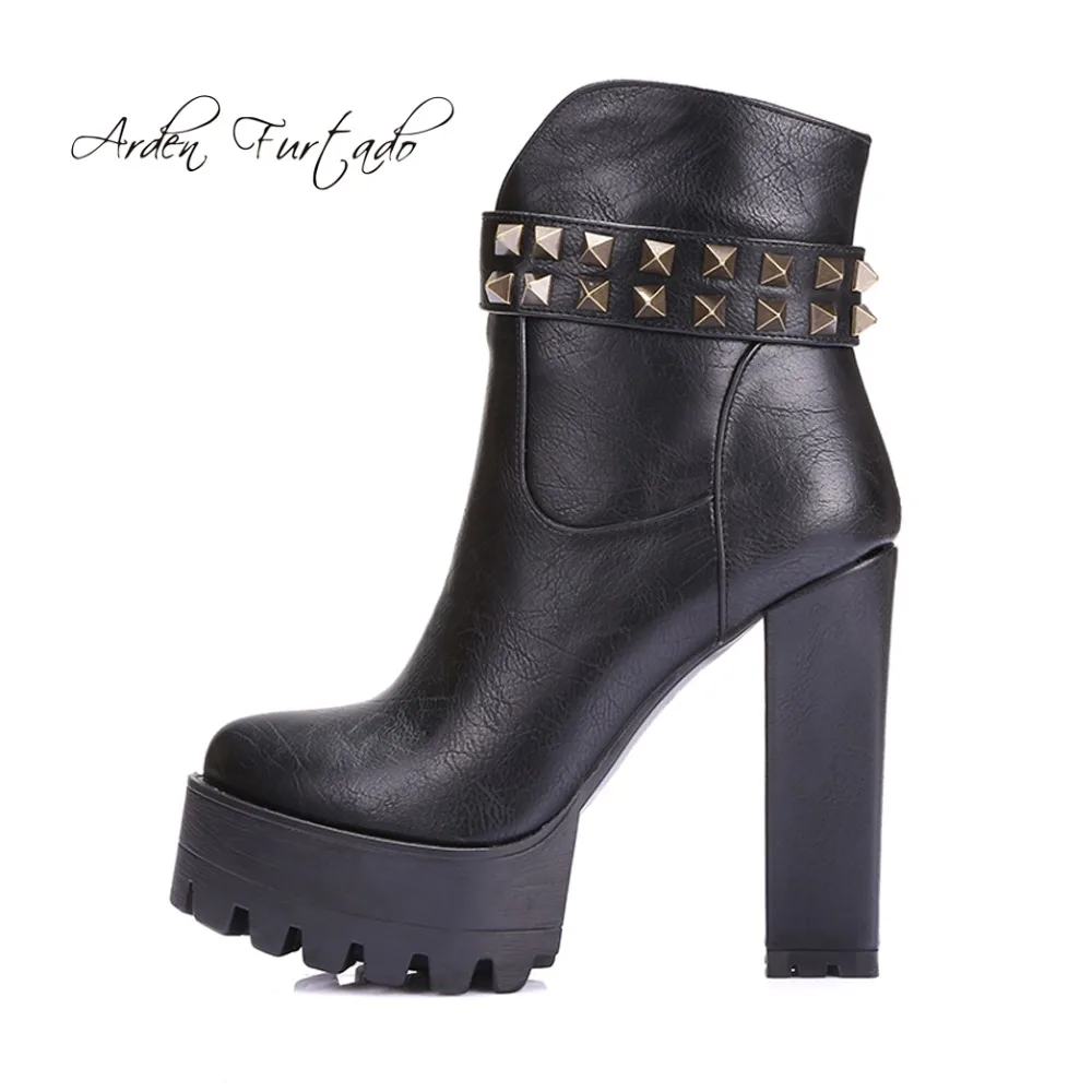 Arden Furtado 2018 autumn winter platform high heels 12cm chunky heels zipper ankle boots grey brown rivets short boots woman
Arden Furtado 2018 autumn winter platform high heels 12cm chunky heels zipper ankle boots grey brown rivets short boots woman