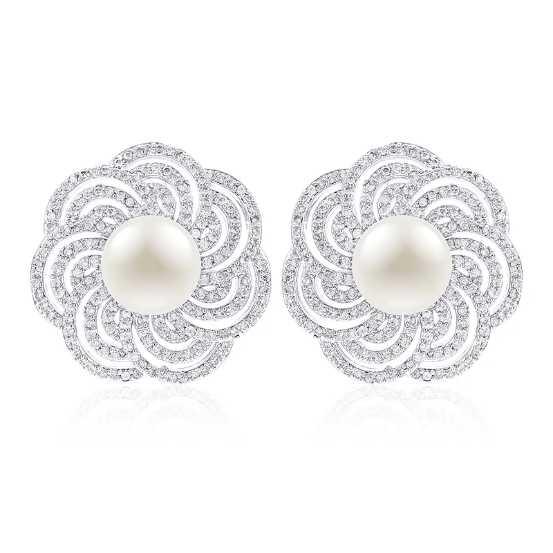 XIUMEIYIZU New Hollow Flower Pearl Cubic Zirconia Earrings Fashion Jewelry Silver Stud Earrings for Women Wedding
XIUMEIYIZU New Hollow Flower Pearl Cubic Zirconia Earrings Fashion Jewelry Silver Stud Earrings for Women Wedding