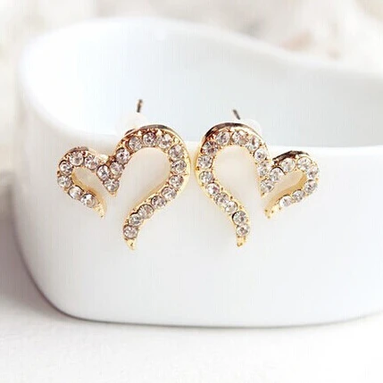 2018 Sale Heart Trendy Women Crystal Offer Brinco Brincos New Fashion Plated Small Love Imitation Stud Earrings E094 Jewelry
2018 Sale Heart Trendy Women Crystal Offer Brinco Brincos New Fashion Plated Small Love Imitation Stud Earrings E094 Jewelry