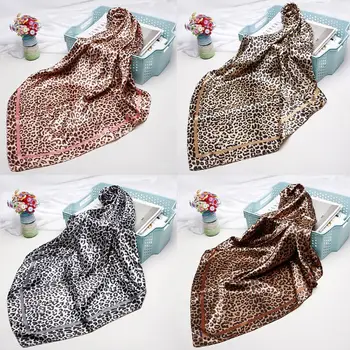 Ethnic Women Faux Silk Elegant Shaw Square Scarf Vintage Leopard Print Office Neckerchief Double Sided Print Handbag Ribbon Wrap
Ethnic Women Faux Silk Elegant Shaw Square Scarf Vintage Leopard Print Office Neckerchief Double Sided Print Handbag Ribbon Wrap