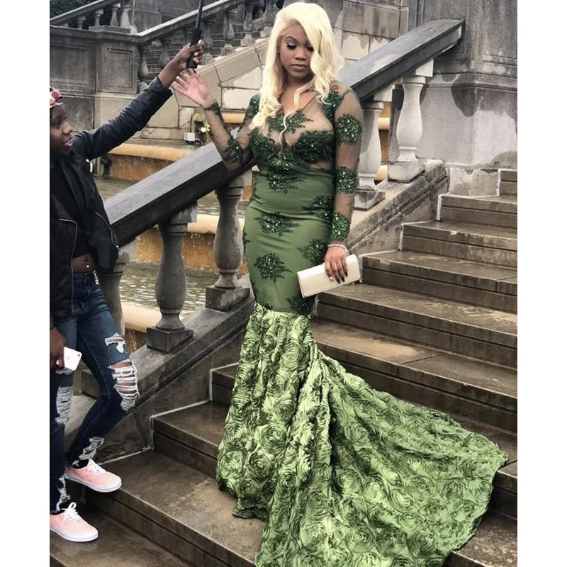 Sexy Long Sleeve Mermaid Prom Dresses 2019 New Lace Applique Beading V neck Sweep Strain Formal Evening Dress Party Gown
Sexy Long Sleeve Mermaid Prom Dresses 2019 New Lace Applique Beading V neck Sweep Strain Formal Evening Dress Party Gown