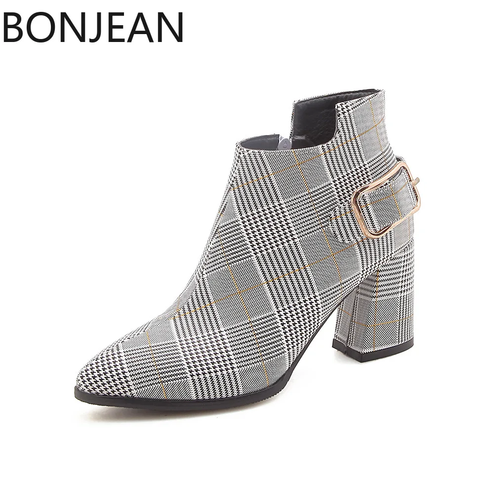 BONJEAN 2018 Large Size Women Boots Fashion Plaid Pointed Toe High Heels Women's Shoes Sexy Autumn Winter Ankle Boots Female
BONJEAN 2018 Large Size Women Boots Fashion Plaid Pointed Toe High Heels Women's Shoes Sexy Autumn Winter Ankle Boots Female