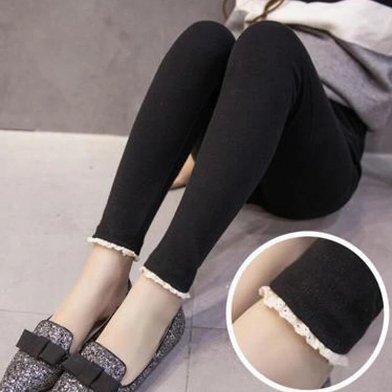 Thick Maternity Pants Winter Casual Women clothing maternity clothes Leggings thickened with velvet pregnant women trousers 2018
Thick Maternity Pants Winter Casual Women clothing maternity clothes Leggings thickened with velvet pregnant women trousers 2018