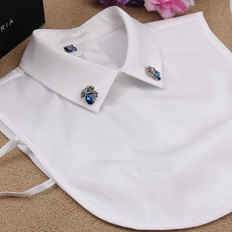 2017 fashion vintage blouse Spring new decoration fake Removable decorative crystal turn downn Shirt Decorative women gift
2017 fashion vintage blouse Spring new decoration fake Removable decorative crystal turn downn Shirt Decorative women gift