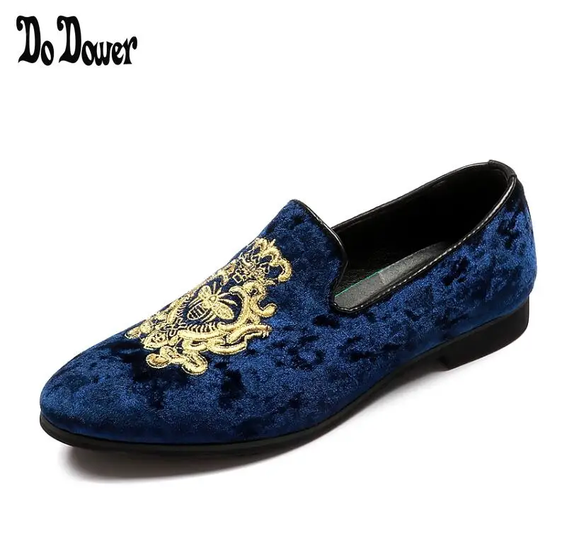 Promotion spring Men Velvet Loafers Party wedding Shoes Europe Style Embroidered black blue Velvet Slippers Driving moccasins120
Promotion spring Men Velvet Loafers Party wedding Shoes Europe Style Embroidered black blue Velvet Slippers Driving moccasins120