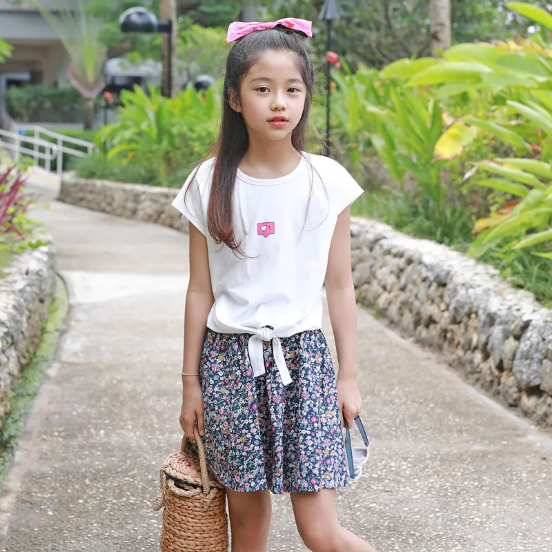Summer Girls Clothing Sets T-shirts Shorts 2 Piece Set Cotton O-neck Floral Bow Clothing Big Girls Tourism Casual Clothes Sets
Summer Girls Clothing Sets T-shirts Shorts 2 Piece Set Cotton O-neck Floral Bow Clothing Big Girls Tourism Casual Clothes Sets