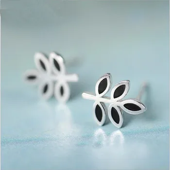 925 Sterling Silver Jewelry New Fashion Creative Exquisite Leaves Temperament Anti-allergic Popular Female Earrings SE162
925 Sterling Silver Jewelry New Fashion Creative Exquisite Leaves Temperament Anti-allergic Popular Female Earrings SE162