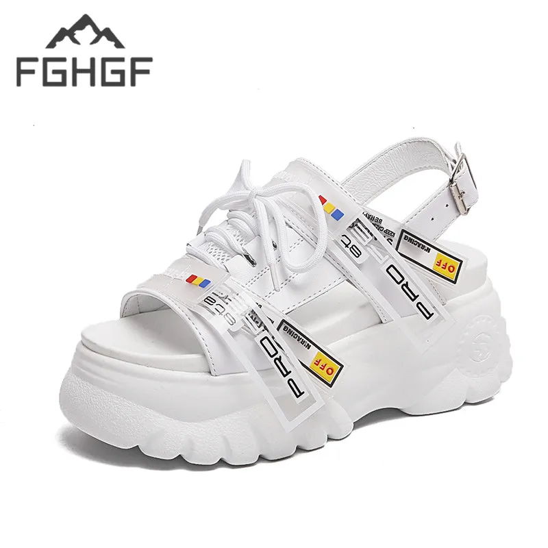 FGHGF Platform Women's Sandals 2019 Fashion Summer Buckle Strap Flats Women Thick Soled Beach Sandal Casual Chunky Ladies Shoes
FGHGF Platform Women's Sandals 2019 Fashion Summer Buckle Strap Flats Women Thick Soled Beach Sandal Casual Chunky Ladies Shoes