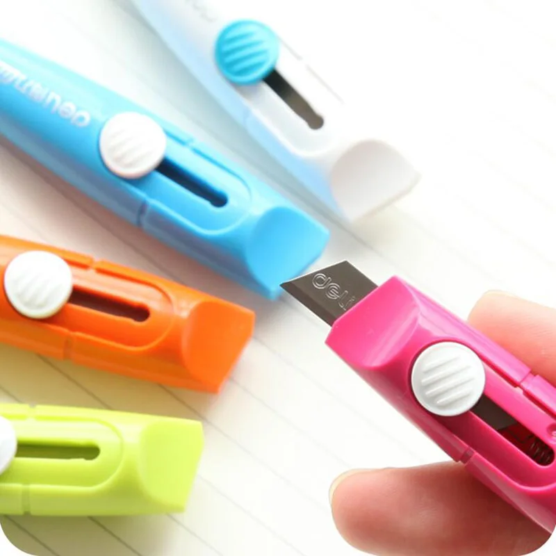 

1 Pcs Colorful Mini Utility Knife Paper Cutter Off Retractable Knife Tool Office Stationery Escolar Papelaria School Supplies