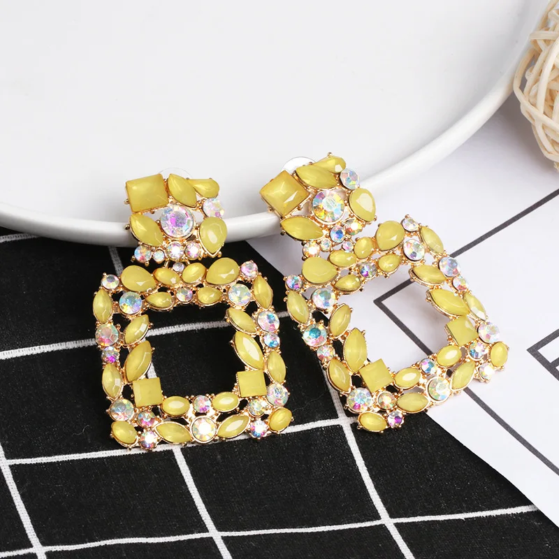 Bohemian Women Long Dangle Earrings Green Fashion Jewelry Blue White Crystal Earrings for Women Party Accesorios
Bohemian Women Long Dangle Earrings Green Fashion Jewelry Blue White Crystal Earrings for Women Party Accesorios