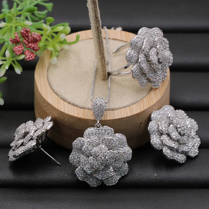 Lanyika Jewelry Set Exaggerated Flower Luxury Necklace with Earrings and Ring for Wedding Engagement Micro Paved Popular Gifts
Lanyika Jewelry Set Exaggerated Flower Luxury Necklace with Earrings and Ring for Wedding Engagement Micro Paved Popular Gifts