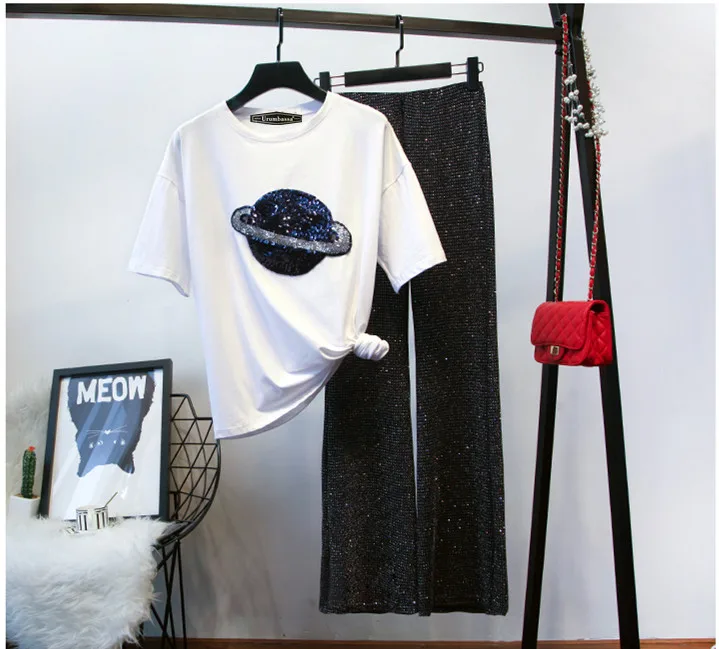 New 2019 spring summer sequins T-shirts+wide-leg pants two piece set Korean style women's casual pantsuit A133
New 2019 spring summer sequins T-shirts+wide-leg pants two piece set Korean style women's casual pantsuit A133
