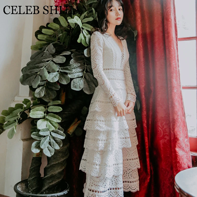 Spring Autumn V-neck lace long-sleeve White dress Woman runway vintage elegant hollow out night party vestido blanco dresses
Spring Autumn V-neck lace long-sleeve White dress Woman runway vintage elegant hollow out night party vestido blanco dresses