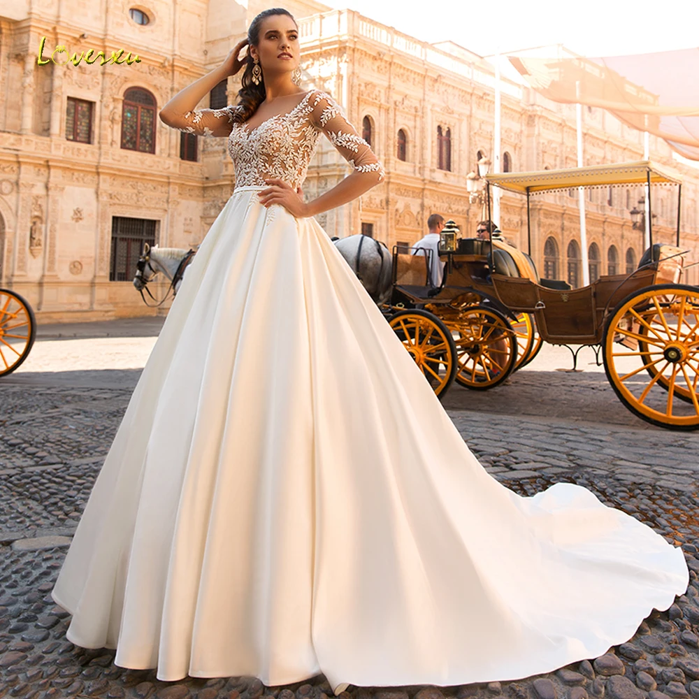 Loverxu Half Sleeve Scoop Neck Lace Vintage Wedding Dress 2019 Luxury Illusion Appliques Beaded Court Train A Line Bridal Gowns
Loverxu Half Sleeve Scoop Neck Lace Vintage Wedding Dress 2019 Luxury Illusion Appliques Beaded Court Train A Line Bridal Gowns