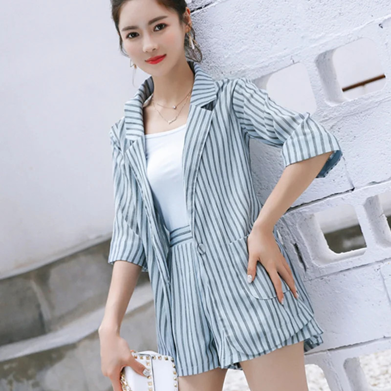 ToLugi set spring summer Women two piece set Casual suit + Loose shorts stripe top Female Office Suit Set Women's 2 Piece Set
ToLugi set spring summer Women two piece set Casual suit + Loose shorts stripe top Female Office Suit Set Women's 2 Piece Set