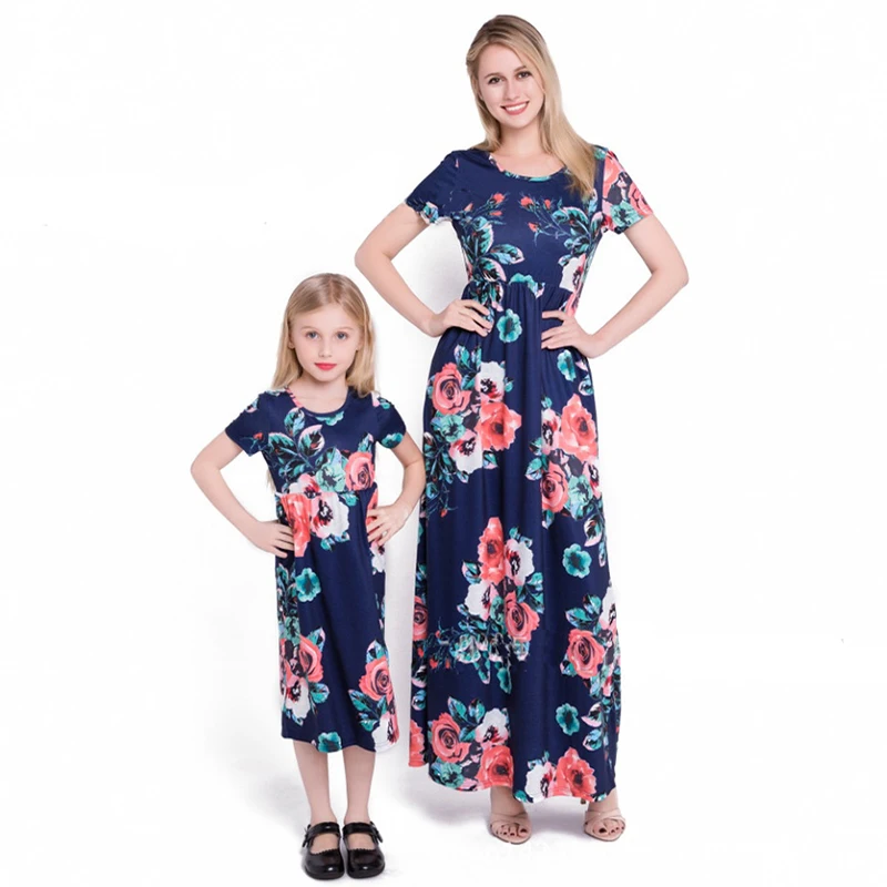 Fashion Family Clothing Mother Daughter Dress Big Flower Printed Short Sleeve Long Dress for Mum Girl Beach Dress Kids Clothing
Fashion Family Clothing Mother Daughter Dress Big Flower Printed Short Sleeve Long Dress for Mum Girl Beach Dress Kids Clothing