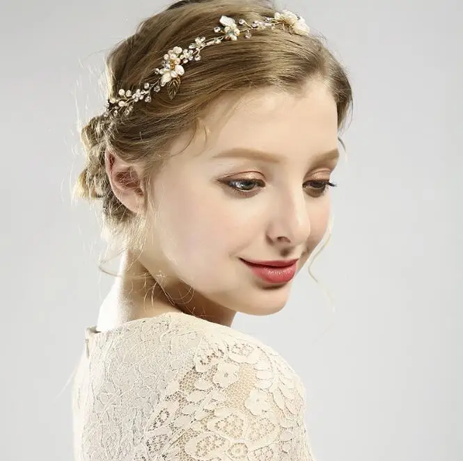 Luxury Crystal Headbands Wedding Hair Accessories Pearl Bridal Headpiece Hair Vine Hairbands Crown Headpiece Bride Tiara Jewelry
Luxury Crystal Headbands Wedding Hair Accessories Pearl Bridal Headpiece Hair Vine Hairbands Crown Headpiece Bride Tiara Jewelry