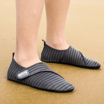 Size 36-46 New Style Men Women Large Size Swimming Shoes Soft Comfortable Beach Shoes Lovers Simple Beach Water Shoes
Size 36-46 New Style Men Women Large Size Swimming Shoes Soft Comfortable Beach Shoes Lovers Simple Beach Water Shoes