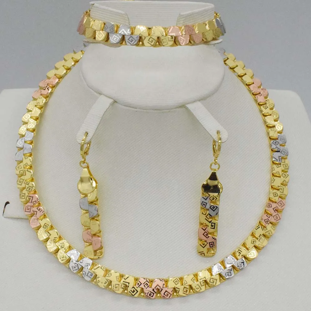 New High Quality Dubai Jewelry Set 3COLO Gold color Nigerian Wedding African Jewelry Sets Parure Bijoux Femme
New High Quality Dubai Jewelry Set 3COLO Gold color Nigerian Wedding African Jewelry Sets Parure Bijoux Femme
