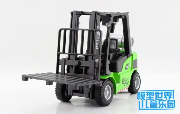 Image 1 PC 10cm Alloy engineering forklift truck box model car toys Acousto optic version The fork arm can lift children gifts