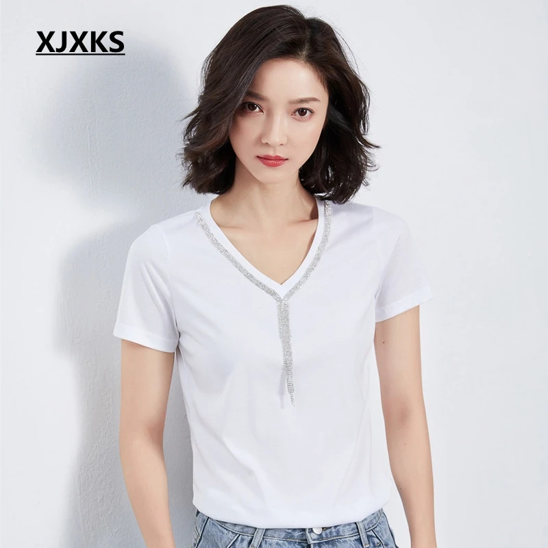 XJXKS Vintage 2019 Summer New Cotton Women Tee Shirt Femme Thin Solid Color V Collar T-shirt Ladies Casual Short-sleeve Tops
XJXKS Vintage 2019 Summer New Cotton Women Tee Shirt Femme Thin Solid Color V Collar T-shirt Ladies Casual Short-sleeve Tops