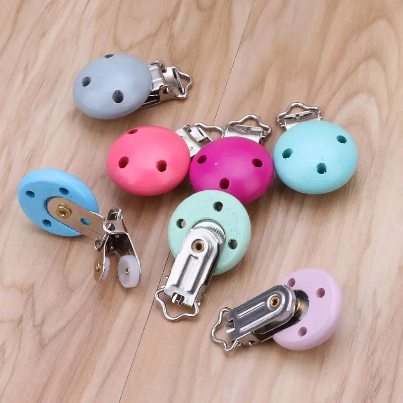 5pcs/lot Metal Wooden Baby Pacifier Clips Solid Color Holders Cute Infant Soother Clasps Holders Accessories Gift
5pcs/lot Metal Wooden Baby Pacifier Clips Solid Color Holders Cute Infant Soother Clasps Holders Accessories Gift