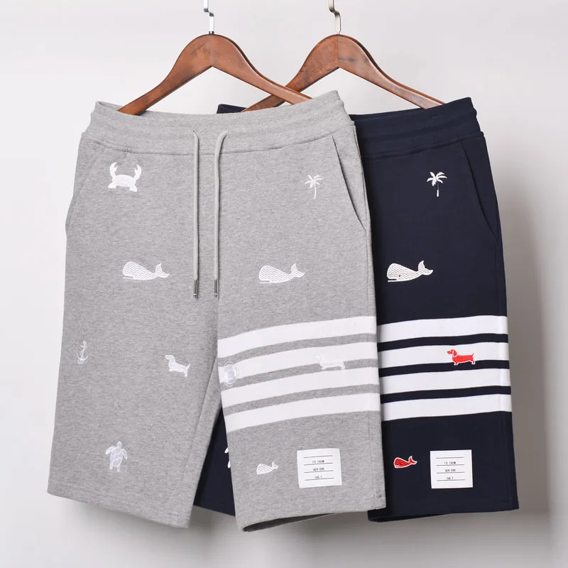 2019 Fashion TB THOM Brand Casual Shorts Men High Quality Summer Cotton Sports Trousers Whale Embroidery Mens Jogger Track Pants
2019 Fashion TB THOM Brand Casual Shorts Men High Quality Summer Cotton Sports Trousers Whale Embroidery Mens Jogger Track Pants