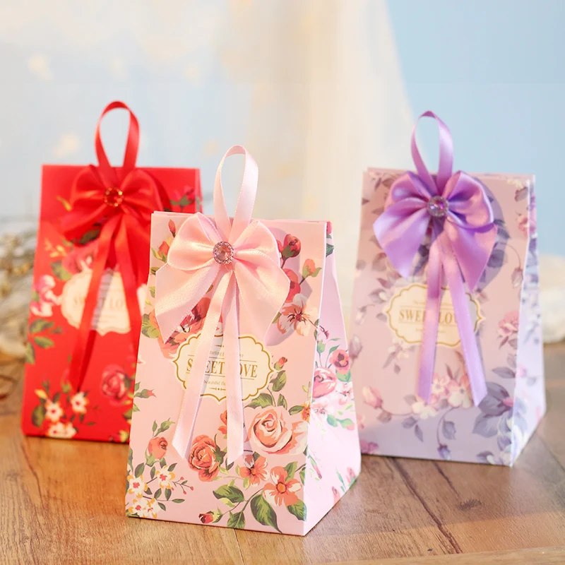 Free Shipping 8*8*13cm forest series red pink purple M size bridal sweet boxes with bow , JX10
Free Shipping 8*8*13cm forest series red pink purple M size bridal sweet boxes with bow , JX10
