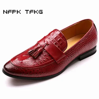large size men's casual wedding party dresses breathable cow leather fringe tassels shoes slip-on driving shoe flats loafer male 
large size men's casual wedding party dresses breathable cow leather fringe tassels shoes slip-on driving shoe flats loafer male