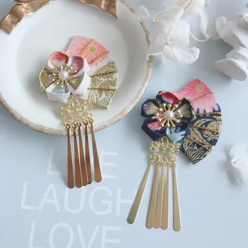 Handmade Japanese handmade flower hairpins and windflowers Japanese style hair accessories
Handmade Japanese handmade flower hairpins and windflowers Japanese style hair accessories