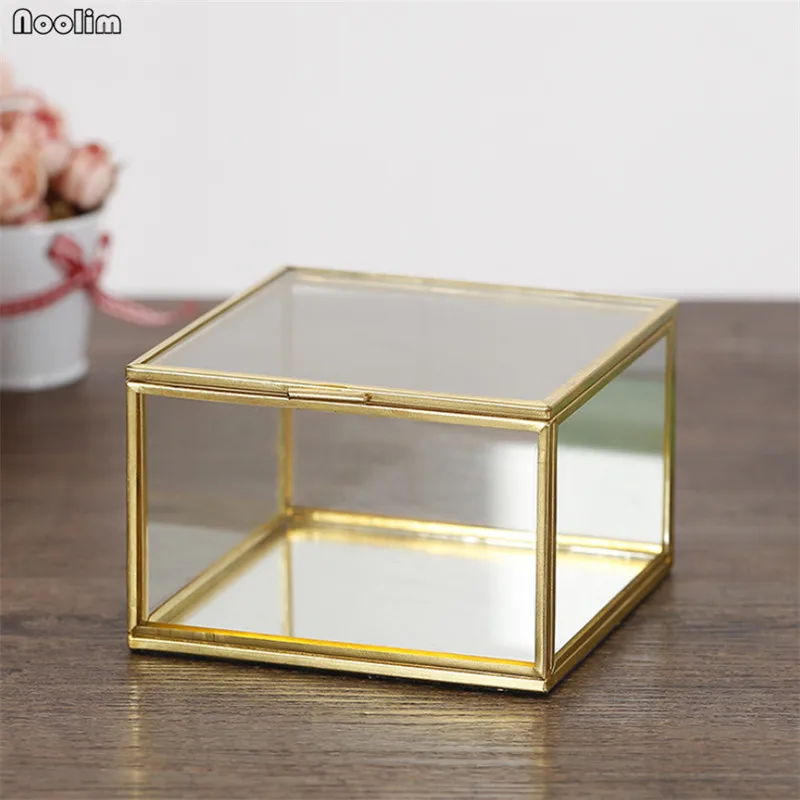 NOOLIM European Metal Phnom Glass Jewelry Makeup Make Up Drawer Cosmetic Organizer Storage Gift Box Rangement Makeup Storage Box
NOOLIM European Metal Phnom Glass Jewelry Makeup Make Up Drawer Cosmetic Organizer Storage Gift Box Rangement Makeup Storage Box