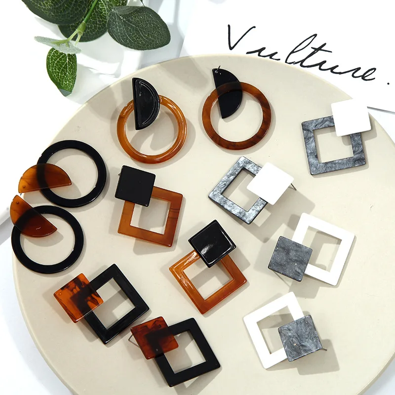 Wholesale Korean Trendy Acrylic Earrings Geometric Square Resin Dangle Drop Earrings for Women Fashion Jewelry 2019 Oorbellen
Wholesale Korean Trendy Acrylic Earrings Geometric Square Resin Dangle Drop Earrings for Women Fashion Jewelry 2019 Oorbellen