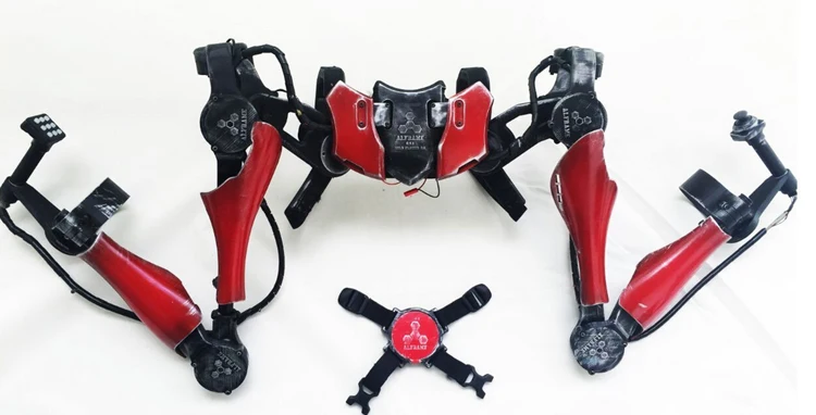 Wild flowers motion capture controller Matrix power AI. FRAME exoskeleton sensing control device
Wild flowers motion capture controller Matrix power AI. FRAME exoskeleton sensing control device