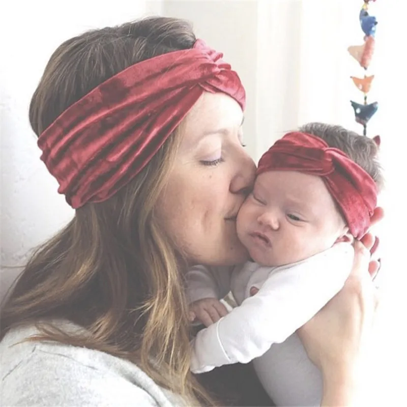 Mommy and Me Velvet Headwraps Family Matching Christmas Bowknot Headbands Mother and Daughter Hair Accessories H0342
Mommy and Me Velvet Headwraps Family Matching Christmas Bowknot Headbands Mother and Daughter Hair Accessories H0342