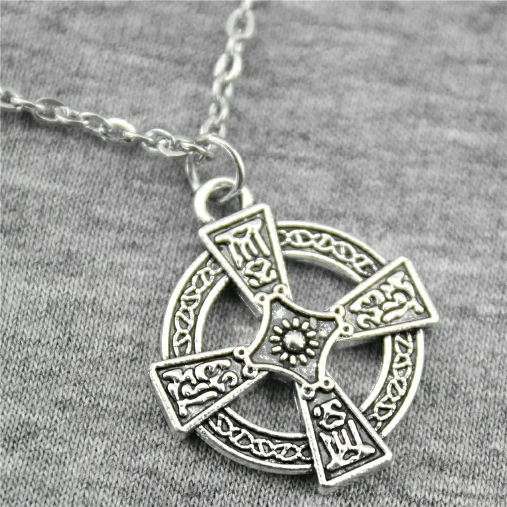 2019 New Fashion 23x20mm Antique Silver Plated Cross Pendant Necklace Jewelry For Women
2019 New Fashion 23x20mm Antique Silver Plated Cross Pendant Necklace Jewelry For Women