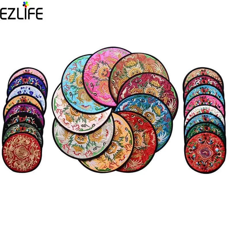 Random Chinese Style Cloth Coaster Custom Silk Cup Coaster Custom Chinese Circular Embroidery Coasters Classical Flavor Lpt2247
Random Chinese Style Cloth Coaster Custom Silk Cup Coaster Custom Chinese Circular Embroidery Coasters Classical Flavor Lpt2247
