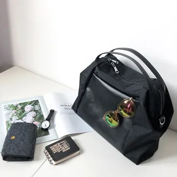 Vento Marea Large Capacity Handbags Portable Yoga Excursion Purses Lady's Tote Fitness Campaign Trip Female Travel Shoulder Bag
Vento Marea Large Capacity Handbags Portable Yoga Excursion Purses Lady's Tote Fitness Campaign Trip Female Travel Shoulder Bag
