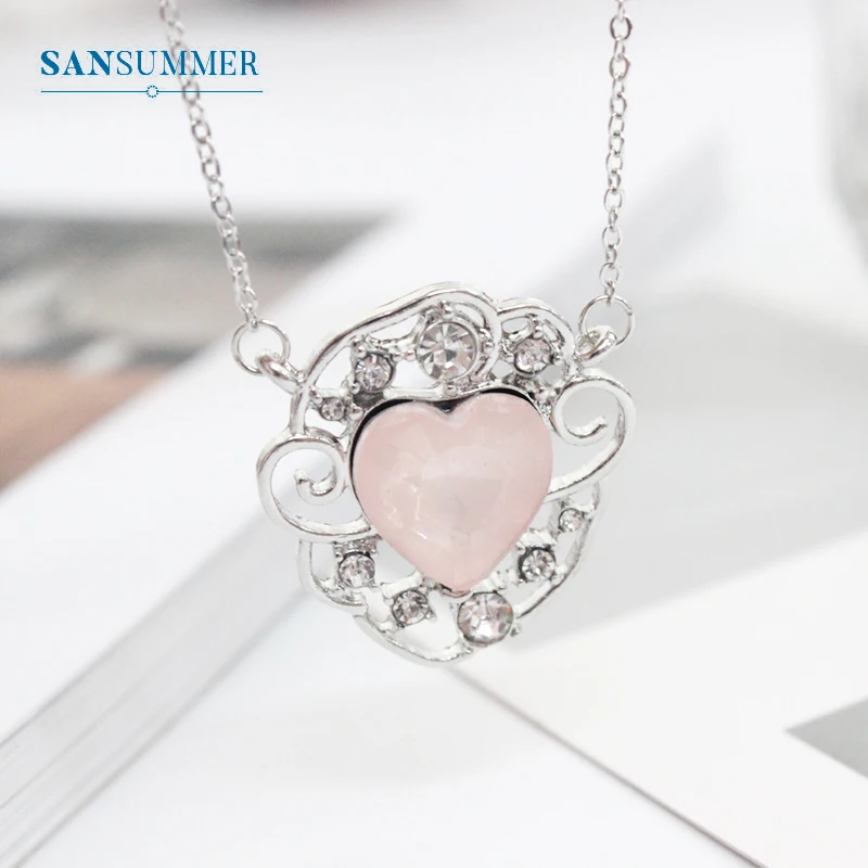 SANSUMMER Fashion Pink Love Necklace Beautiful Girl Pattern Cutout Rhinestone Necklace Designer Jewelry Luxury Necklace 6788
SANSUMMER Fashion Pink Love Necklace Beautiful Girl Pattern Cutout Rhinestone Necklace Designer Jewelry Luxury Necklace 6788