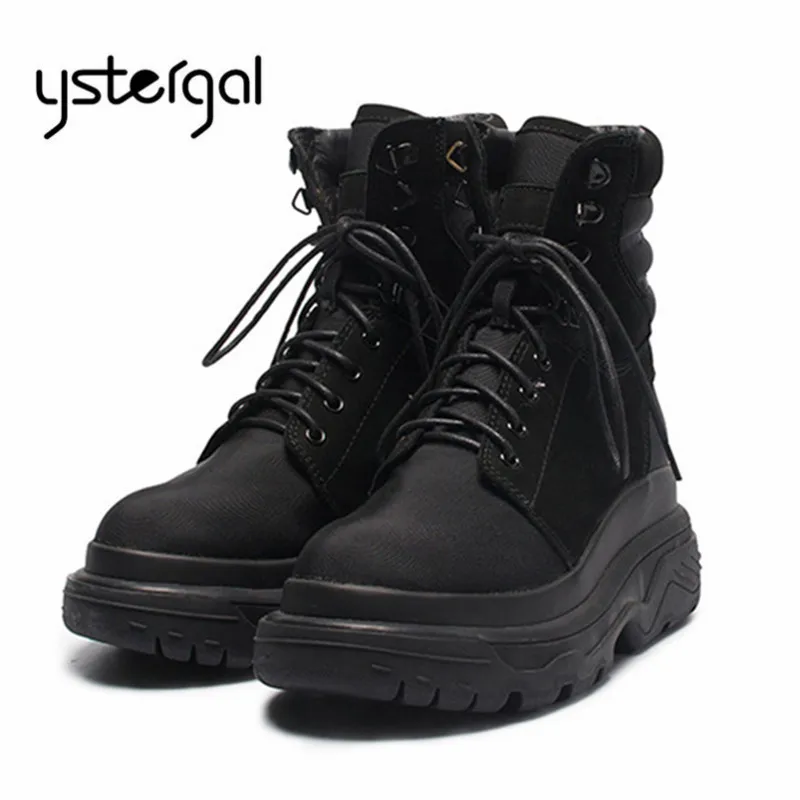 Ystergal Black Women Ankle Boots Punk Style Short Botas Mujer Snow Boot Female 6CM Platform Creepers High Tops Military Boots
Ystergal Black Women Ankle Boots Punk Style Short Botas Mujer Snow Boot Female 6CM Platform Creepers High Tops Military Boots