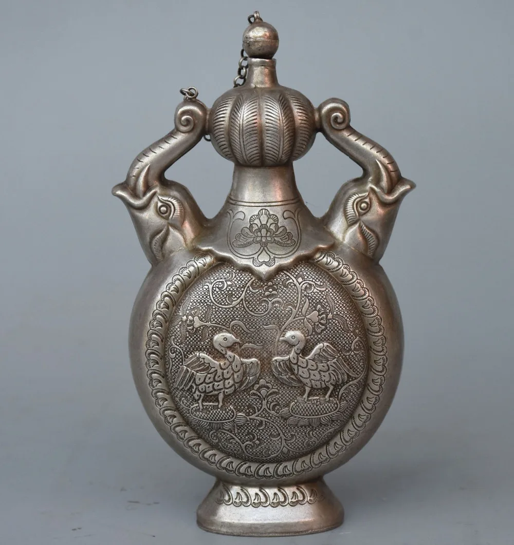 christmas Collection Chinese Miao Silver Bird Flower Elephant Head Statue snuff box bottle halloween
christmas Collection Chinese Miao Silver Bird Flower Elephant Head Statue snuff box bottle halloween