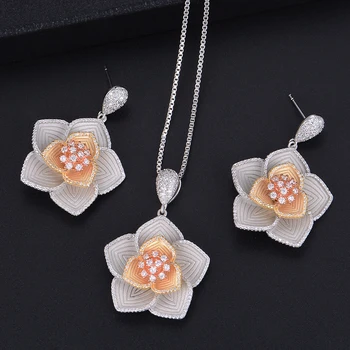 Fashion Three Tones Flower Shape Necklace And Dangle Earrings Sets For Women Wedding Engagement Jewlery
Fashion Three Tones Flower Shape Necklace And Dangle Earrings Sets For Women Wedding Engagement Jewlery