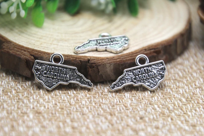 10pcs--north CAROLINA charms Antique Tibetan silver north CAROLINA charms pendants ,DIY Supplies 11mm x 16mm
10pcs--north CAROLINA charms Antique Tibetan silver north CAROLINA charms pendants ,DIY Supplies 11mm x 16mm