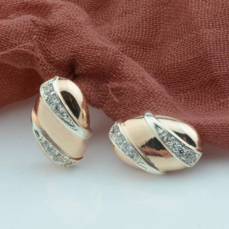 1 Pair Many Style Women Girls 585 Rose Gold Color Round Cubic Zircon/Simulated Pearl Dangle Drop Earrings
1 Pair Many Style Women Girls 585 Rose Gold Color Round Cubic Zircon/Simulated Pearl Dangle Drop Earrings