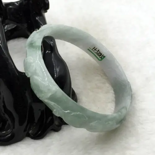 free shipping 01815 China Hand-carved Green Emerald Green Jadeite Jade Bracelet Bangle
free shipping 01815 China Hand-carved Green Emerald Green Jadeite Jade Bracelet Bangle
