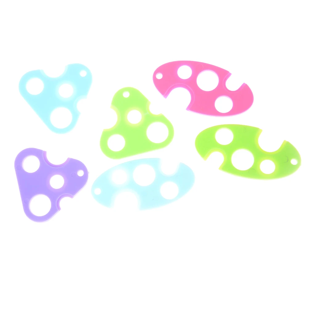 New 1pc Colorful Plastic Essential Oil Opener Key Tool Remover Corkscrew For Roller Balls And Caps Bottles
New 1pc Colorful Plastic Essential Oil Opener Key Tool Remover Corkscrew For Roller Balls And Caps Bottles